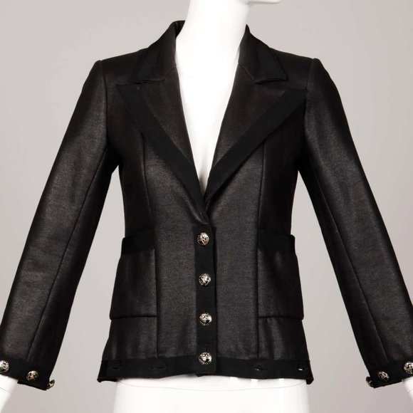 Vintage Chanel Black Jacket from Cruise Collection - Picture 3 of 12